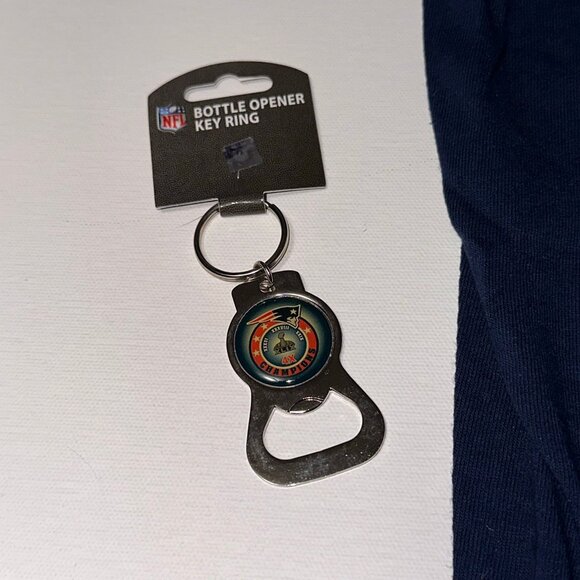 NEW PATRIOTS SUPER BOWL SHIRT / BOTTLE OPENER - Picture 3 of 5
